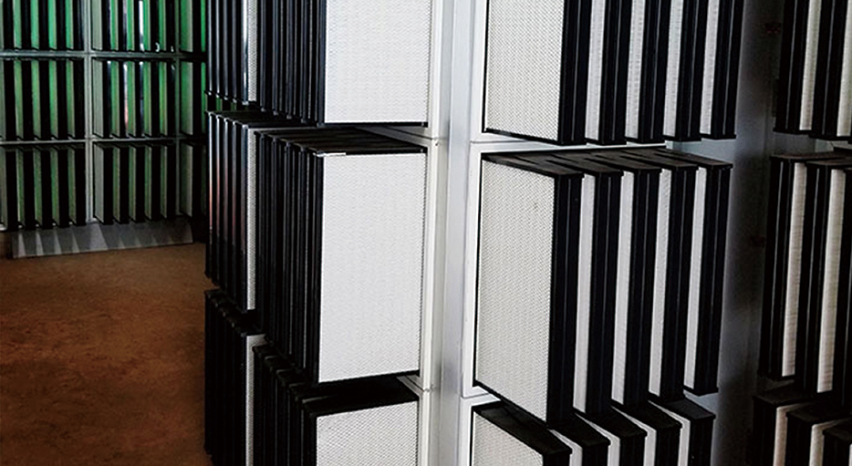 越南平福项目Antibio养猪场空气过滤系统主过滤墙（出风面）。